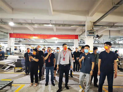 箭牌家居定制全國(guó)VIP經(jīng)銷(xiāo)商走進(jìn)三水制造基地暨總部展廳參觀與技術(shù)交流活動(dòng)紀(jì)實(shí)